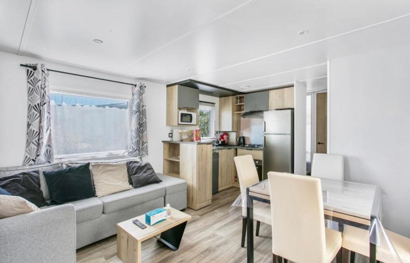 Particulier Loue Ce Mobil-Home 3 Chambres, Tout Confort Вальрас-Плаж Екстер'єр фото